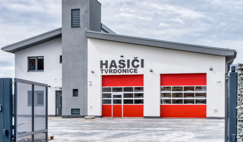 Dobrovolní hasiči mají nové zázemí ve Tvrdonicích 